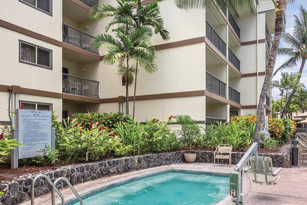 Beautiful 2 Bedroom Condo @ Kona! Kailua-Kona Extérieur photo