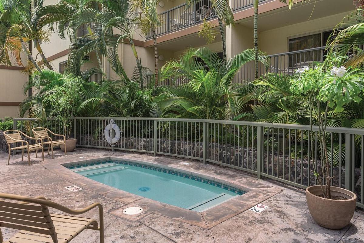 Beautiful 2 Bedroom Condo @ Kona! Kailua-Kona Extérieur photo